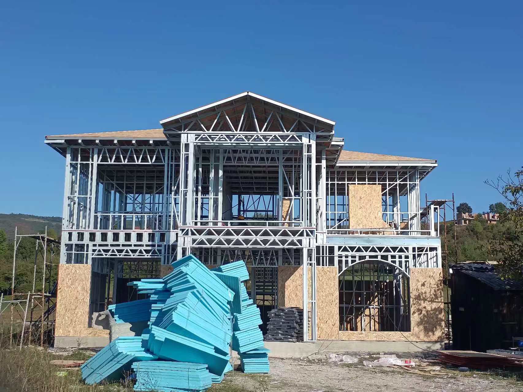 輕鋼房屋在地震中的表現為何優于框架結構？—吉馬輕鋼別墅公司揭秘